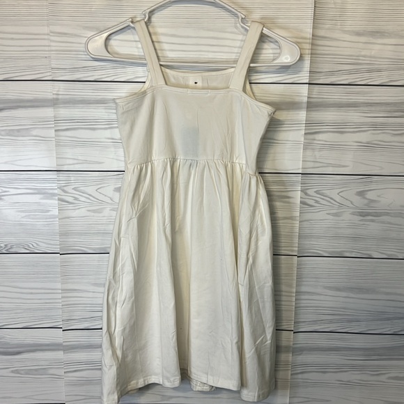Girls size 5/6 dress  (Nwt) - Picture 2 of 5